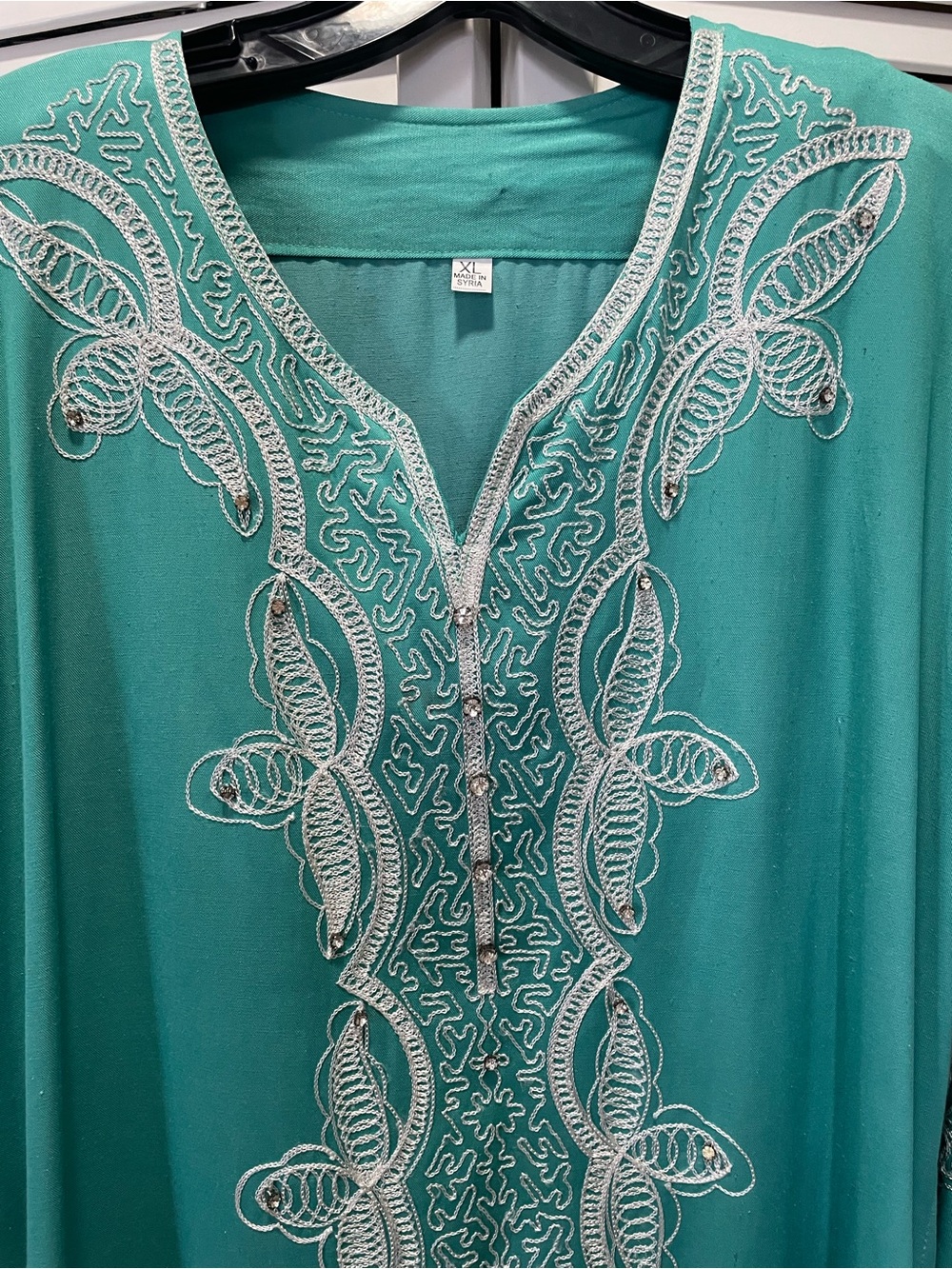 Syrian Embroidered Kaftan - Picture 3 of 5